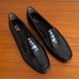 GH Bass Weejuns Whitney Penny Loafer in Black / Size 8.5